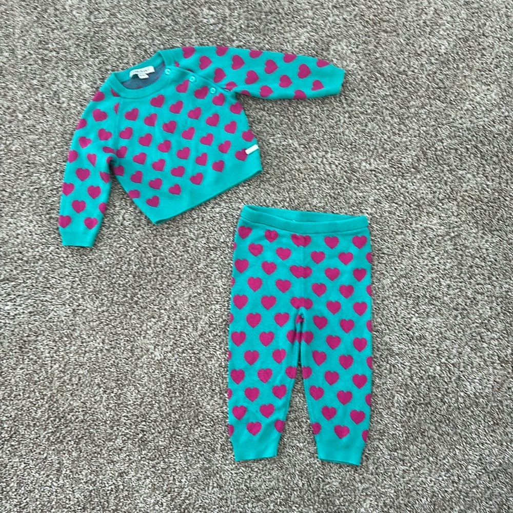 Posh Peanut Queen of Hearts sweater set